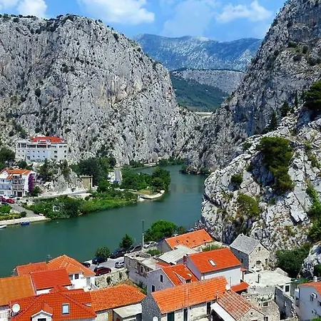 Dino * Omiš